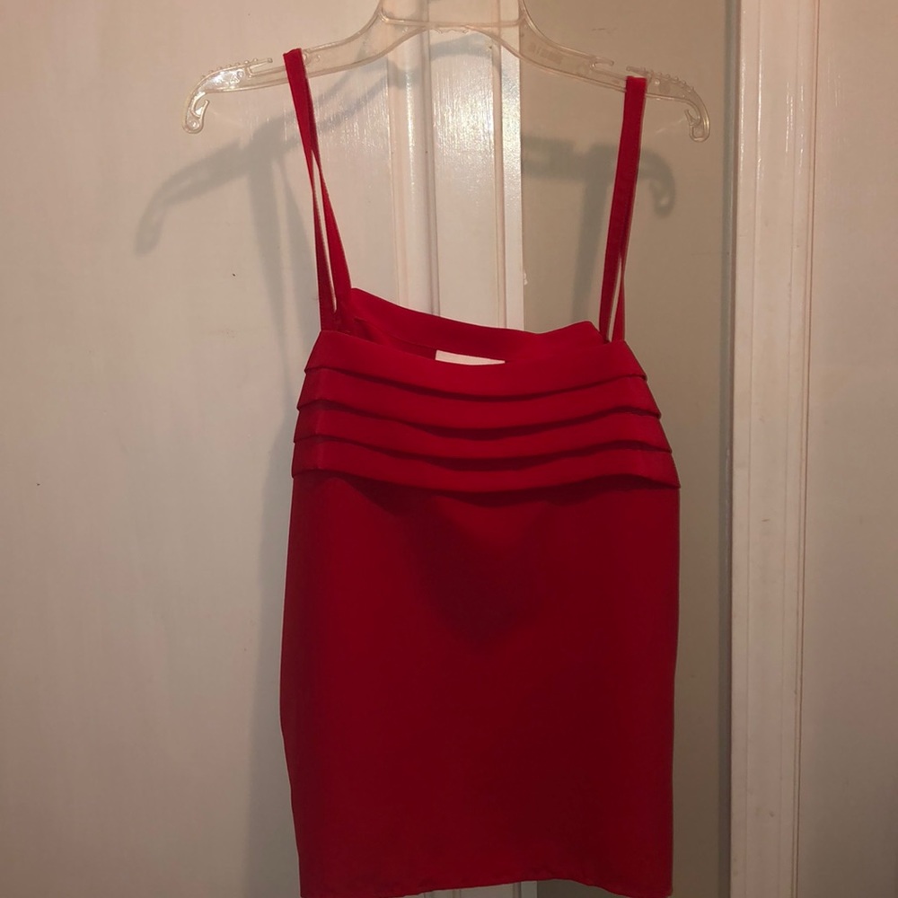 NWT 🏷 Red Spaghetti Strap Top ❤️